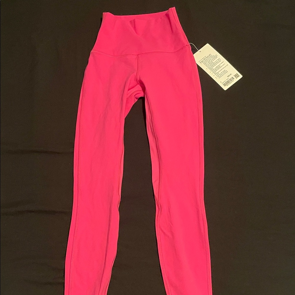Sonic pink 25in aligns